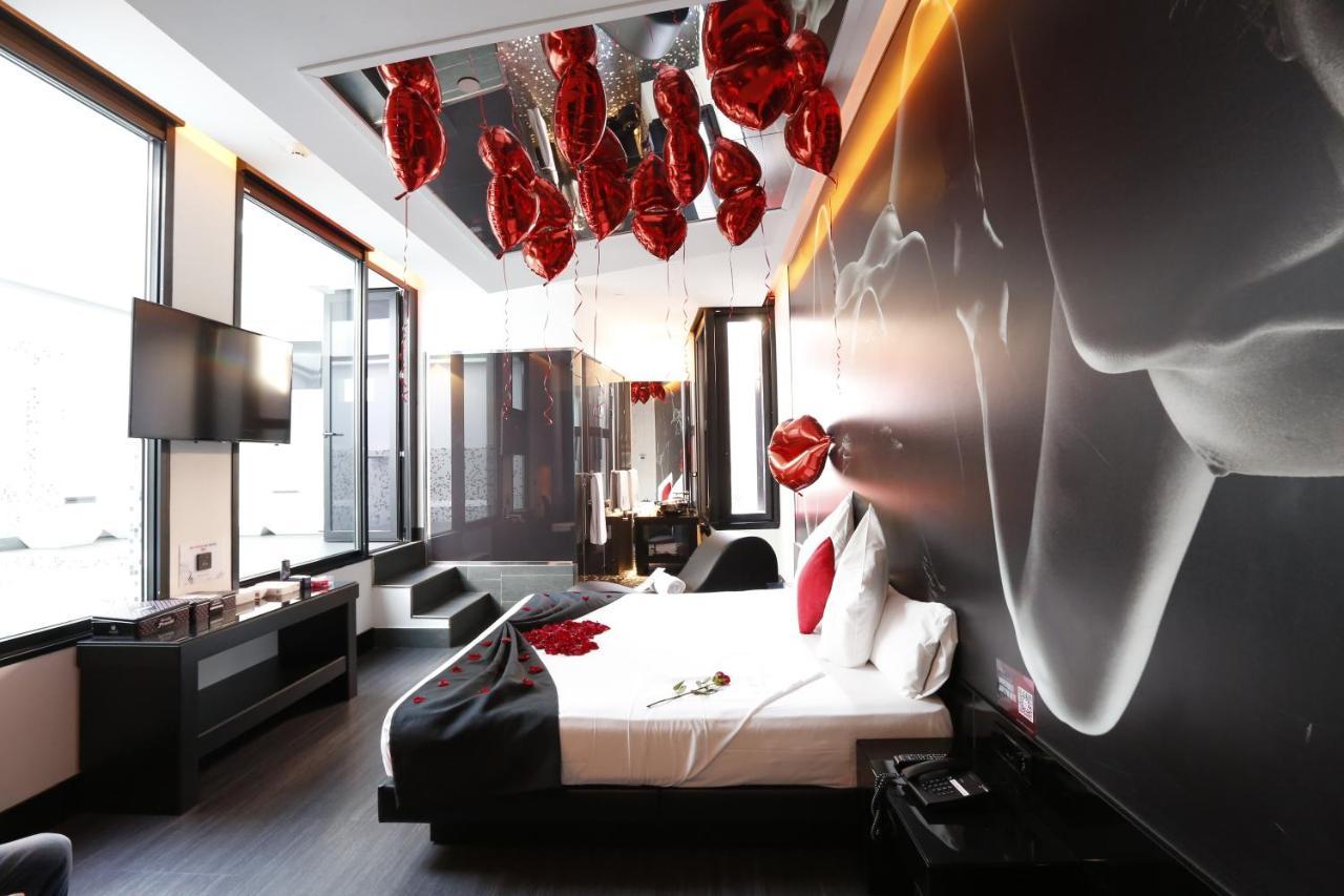 Hotel Loob Madrid (Adults Only) Torrejón de Ardoz Zewnętrze zdjęcie